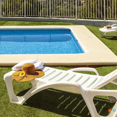 Vh Costablanca - Empedrola * カルプ